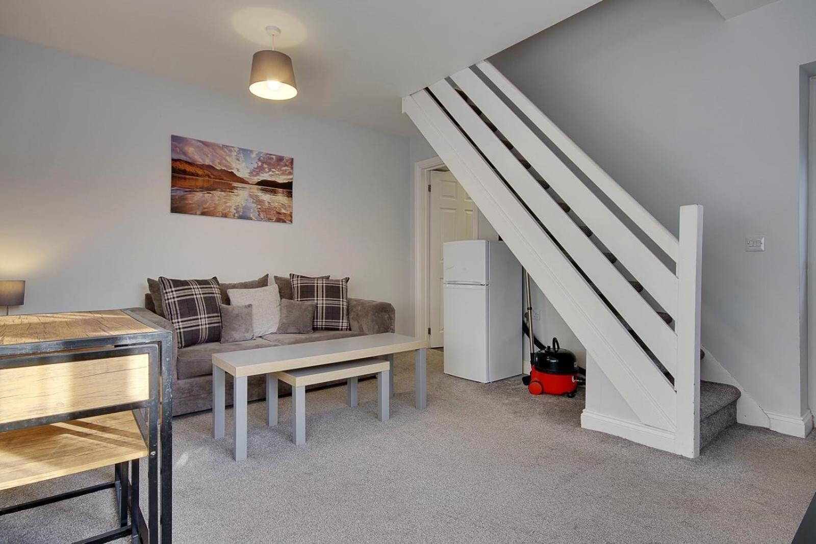 Ashley Road Apartments พูล ภายนอก รูปภาพ